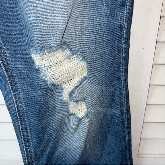 NWT J. Crew 9" demi-boot crop jean in Christy wash size 28 Petite Distressed - Picture 5 of 9